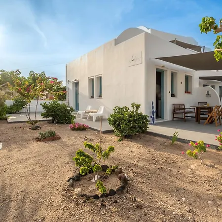 Adagio Villas Kamari Exterior photo