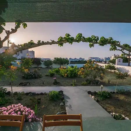 Adagio Villas Kamari Exterior photo