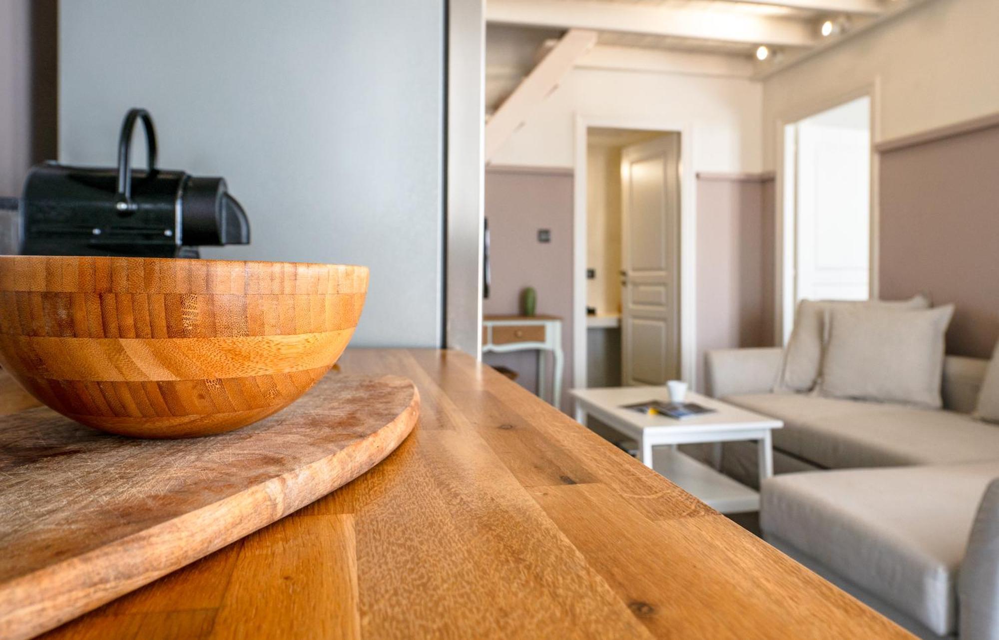 Apartment Adagio Kamari (Santorini)